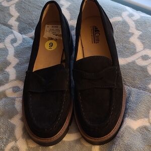 Cliffs by WHITE MOUNTAIN Black Loafers, All Man Made Material, Never Worn
